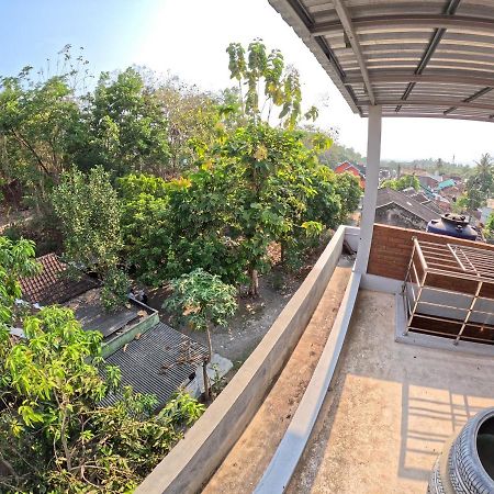Omah Nogotirto Homestay Jogja Ngingas Εξωτερικό φωτογραφία