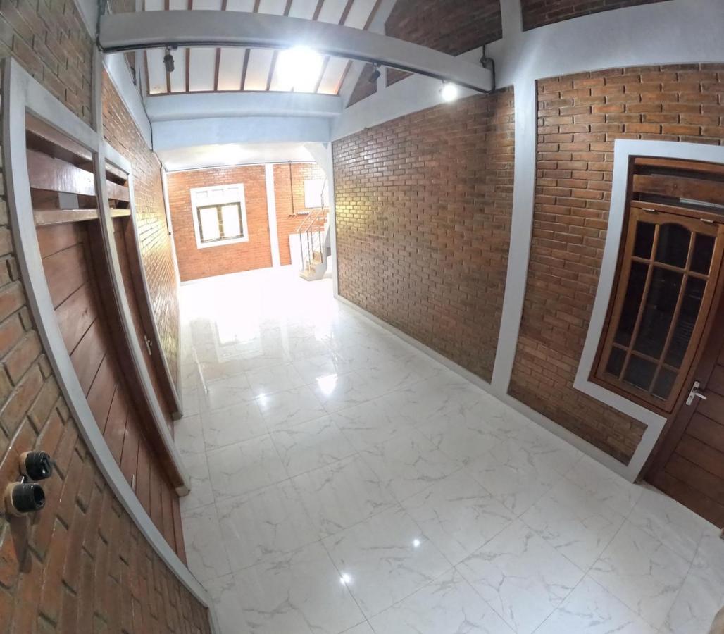 Omah Nogotirto Homestay Jogja Ngingas Εξωτερικό φωτογραφία