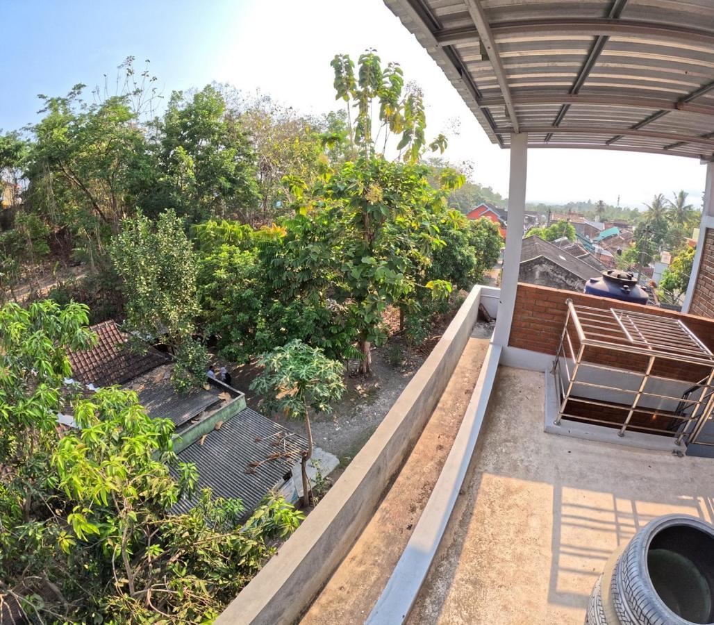 Omah Nogotirto Homestay Jogja Ngingas Εξωτερικό φωτογραφία
