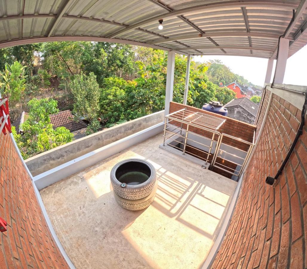 Omah Nogotirto Homestay Jogja Ngingas Εξωτερικό φωτογραφία
