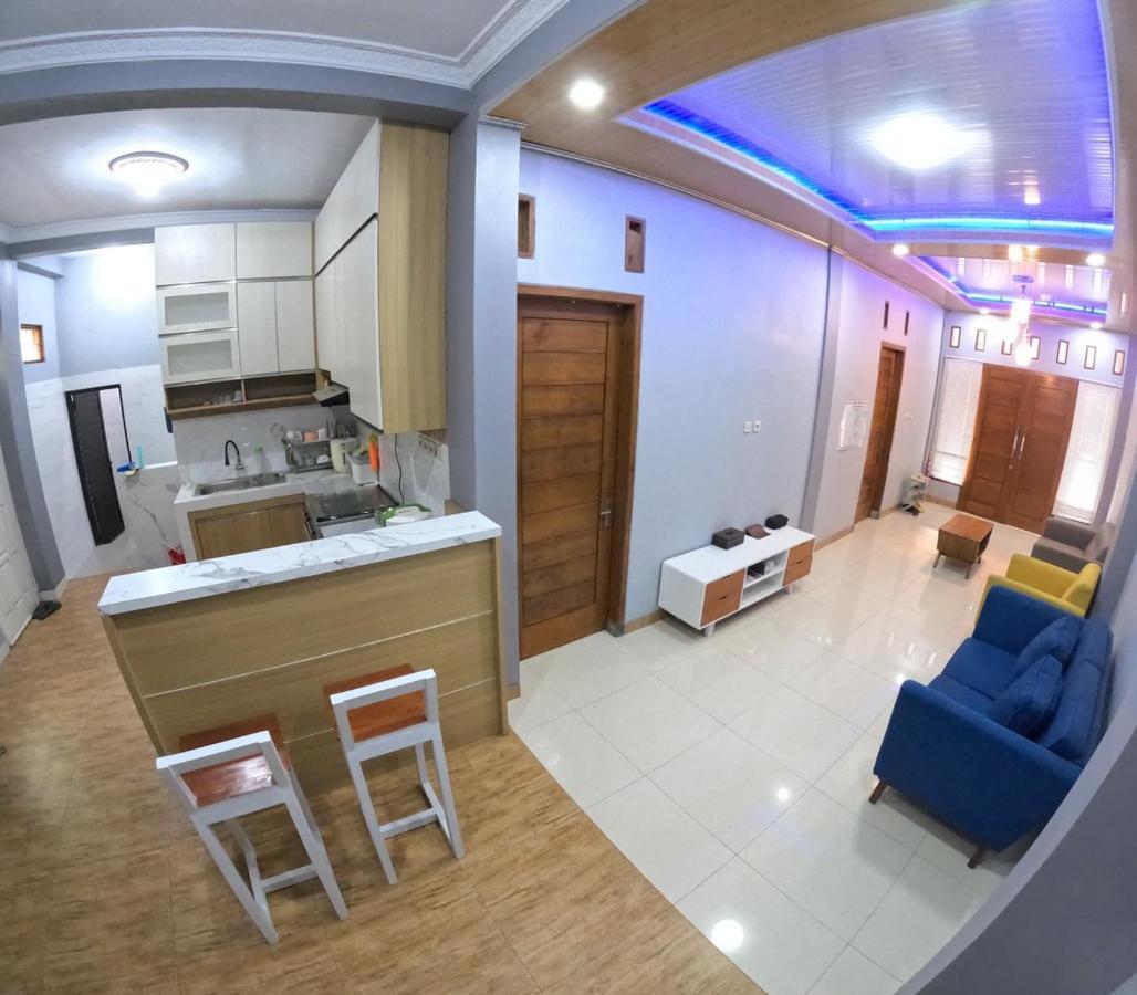 Omah Nogotirto Homestay Jogja Ngingas Εξωτερικό φωτογραφία